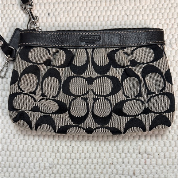 Coach Black and Cream Wristlet Clutch - Picture 2 of 5